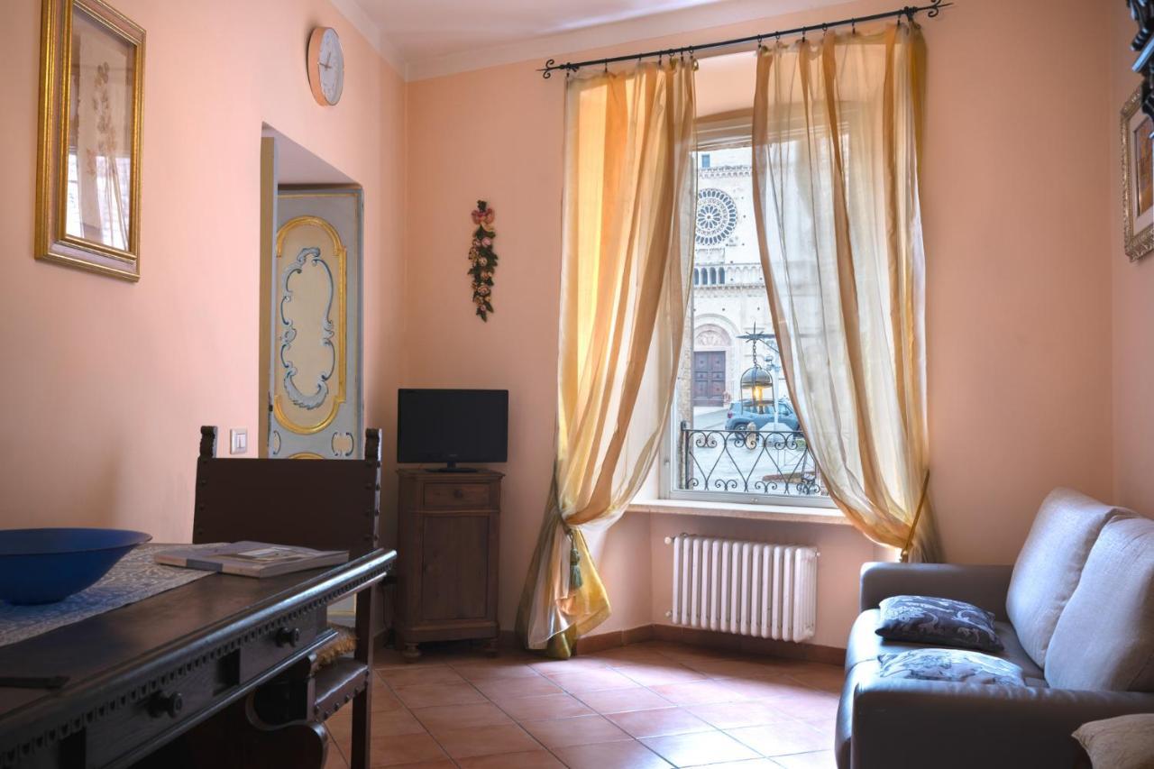 Apartment Assisi Cattedrale Luaran gambar